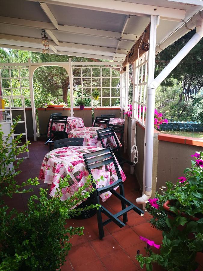 Casa Margherita Affittacamere B&B Follonica Bagian luar foto