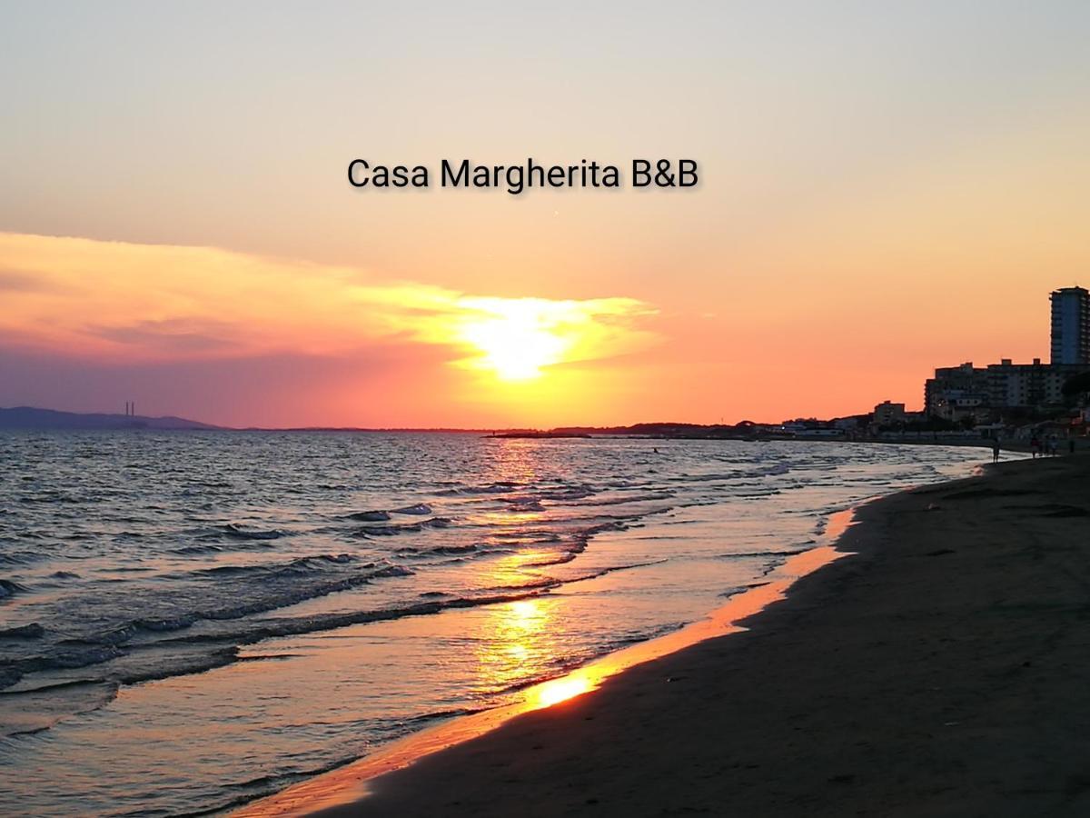 Casa Margherita Affittacamere B&B Follonica Bagian luar foto