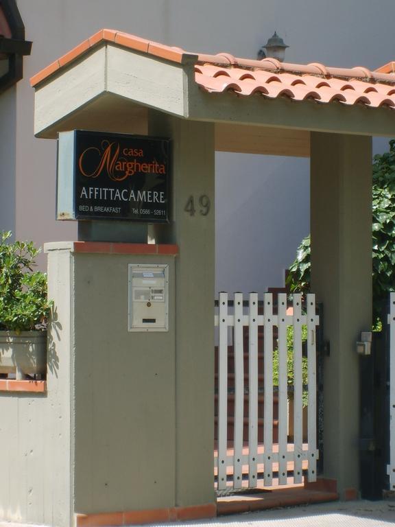 Casa Margherita Affittacamere B&B Follonica Bagian luar foto
