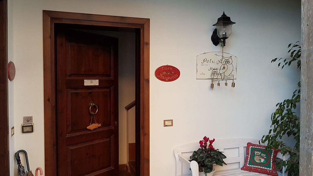 Casa Margherita Affittacamere B&B Follonica Bagian luar foto